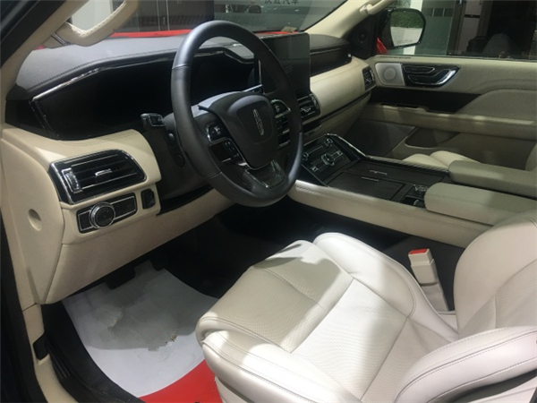 林肯领航员销售电话：13389982878刘经理