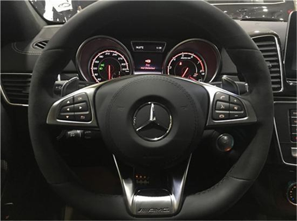 奔驰GLS63销售电话：13389982878刘经理