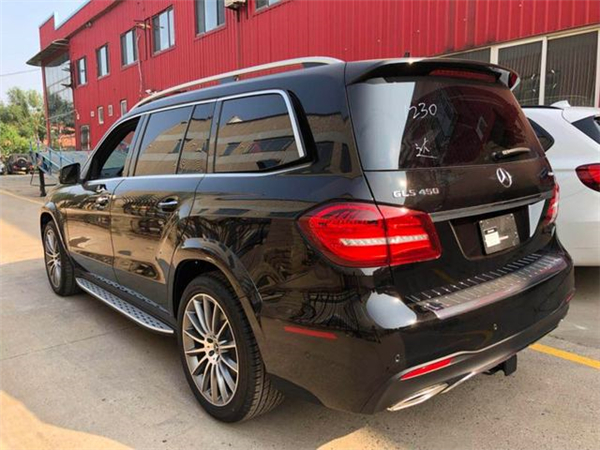 奔驰GLS450销售电话：13389982878刘经理