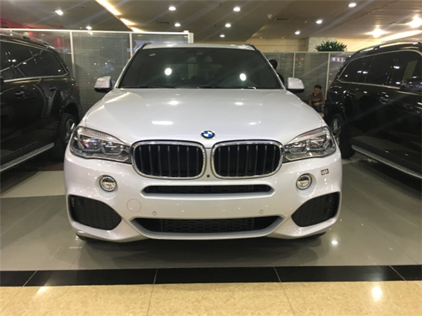 2018款宝马X5 7×24H销售热线：133-8998-2878刘经理（同微信）