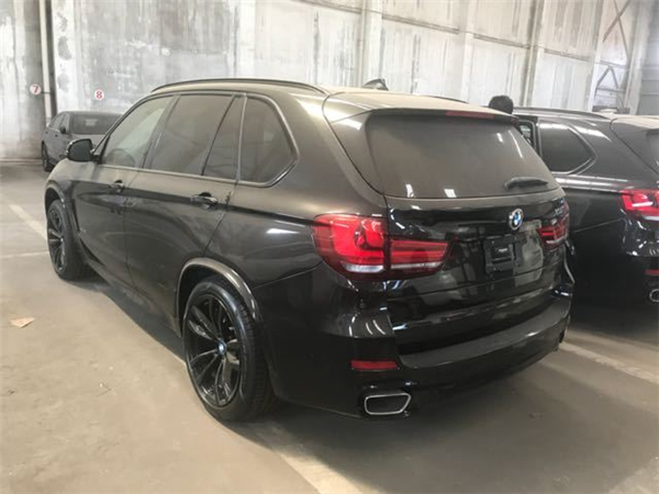 宝马X5销售电话：13389982878刘经理