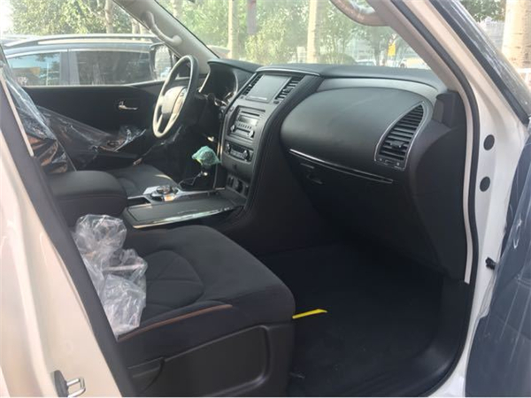 日产途乐Y62销售电话：13389982878刘经理