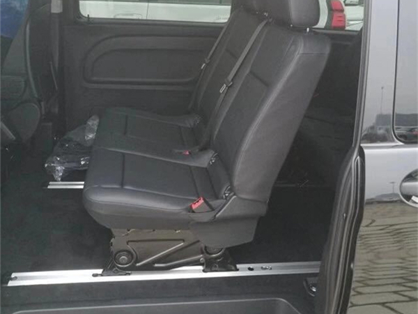 19款奔驰Metris销售电话:13389982878刘经理 19款奔驰Metris销售电话:13389982878刘经理