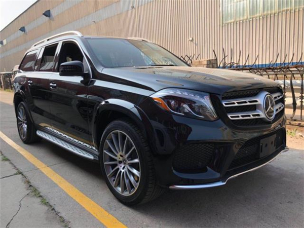 奔驰GLS450销售电话：13389982878刘经理