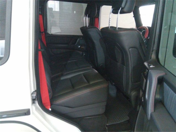 奔驰越野车 销售电话：13389982878刘经理