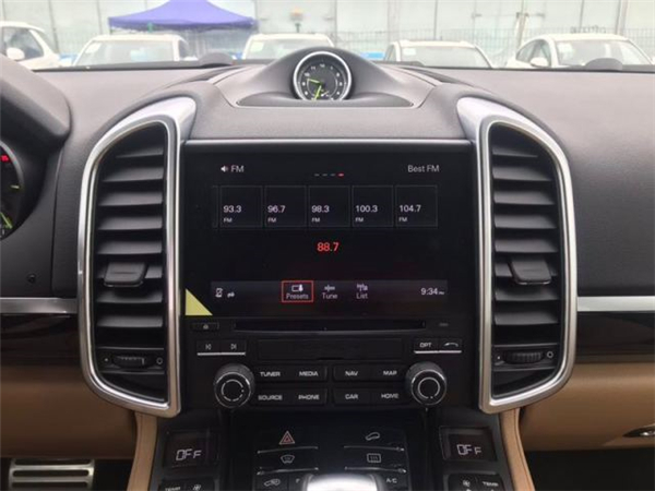 保时捷卡宴销售电话：13389982878刘经理