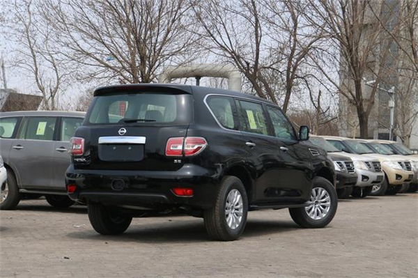 日产途乐销售电话:13389982878刘经理 0f3afeb921aaf46e.jpg