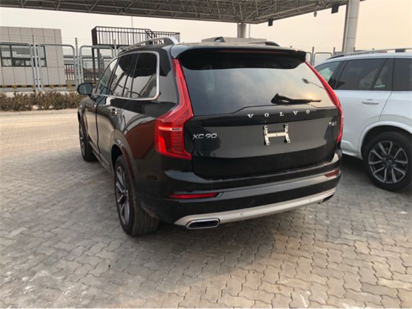 沃尔沃XC90销售电话：13389982878刘经理