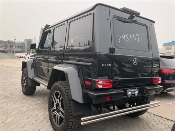 奔驰G550 4×42销售电话:13389982878刘经理 奔驰G550 4×42销售电话:13389982878刘经理