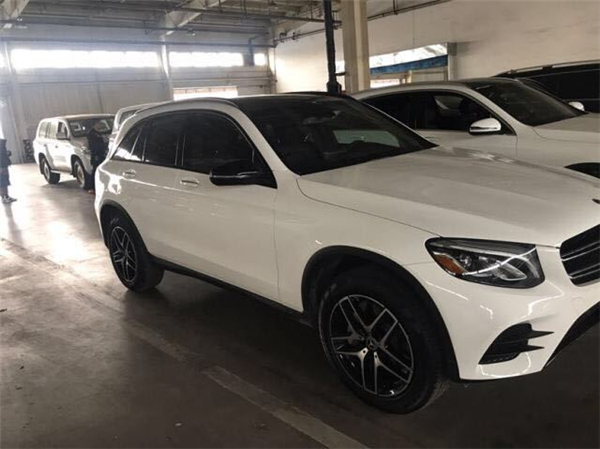 奔驰GLC300销售电话:13389982878刘经理 奔驰GLC300销售电话:13389982878刘经理