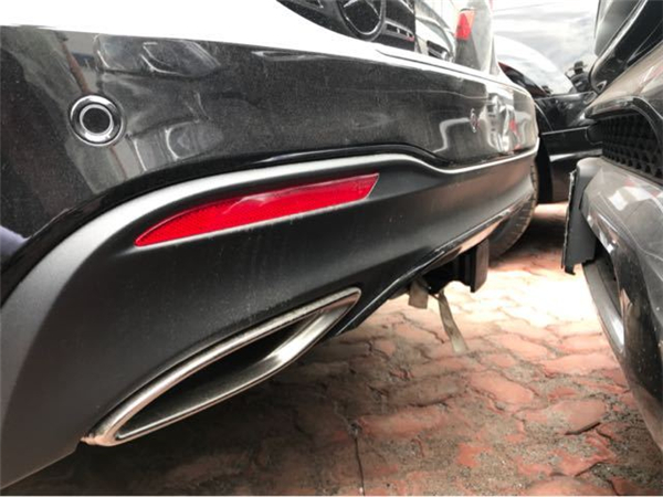 奔驰GLE400销售电话：13389982878刘经理