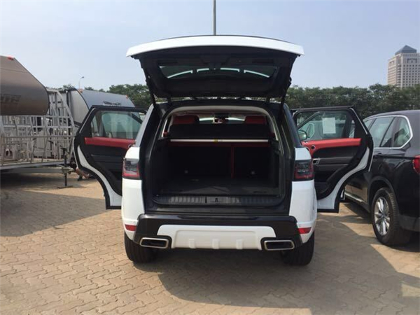 路虎揽胜运动版销售电话：13389982878刘经理