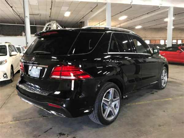 奔驰GLE400销售电话:13389982878刘经理 奔驰GLE400销售电话:13389982878刘经理