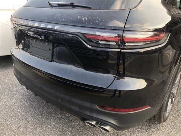 保时捷卡宴销售电话：13389982878刘经理