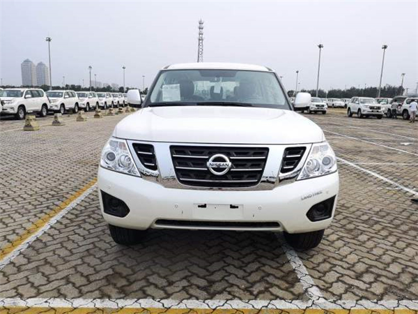 日产途乐Y62销售电话：13389982878刘经理