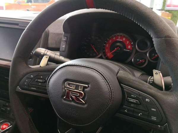 日产GTR nismo销售电话：13389982878刘经理