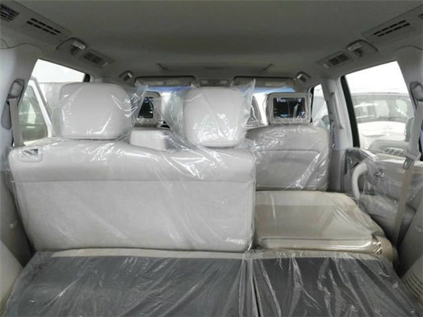 英菲尼迪QX80 7×24H销售热线：133-8998-2878刘经理（同微信）