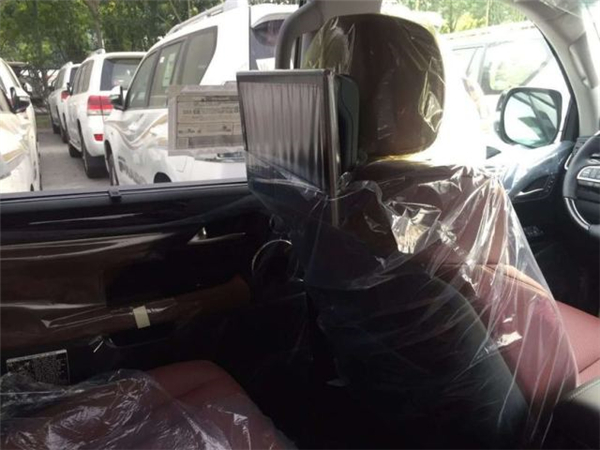 雷克萨斯LX570销售电话：13389982878刘经理