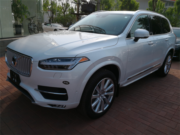 沃尔沃XC90销售电话：13389982878刘经理