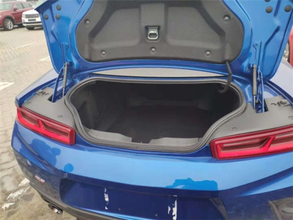 雪佛兰科迈罗销售电话：13389982878刘经理