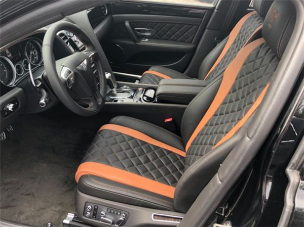 宾利飞驰V8S销售电话：13389982878刘经理