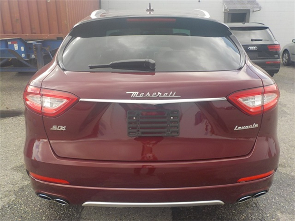 玛莎拉蒂莱万特销售电话：13389982878刘经理