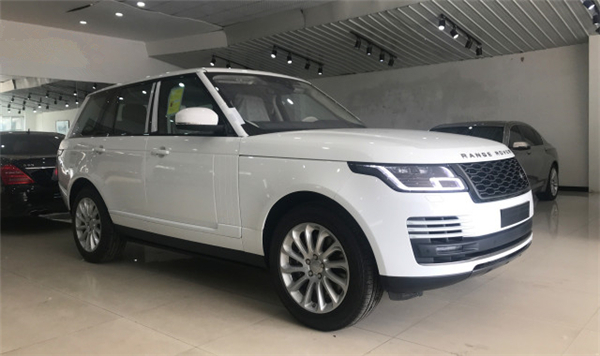 路虎揽胜行政销售电话：13389982878刘经理