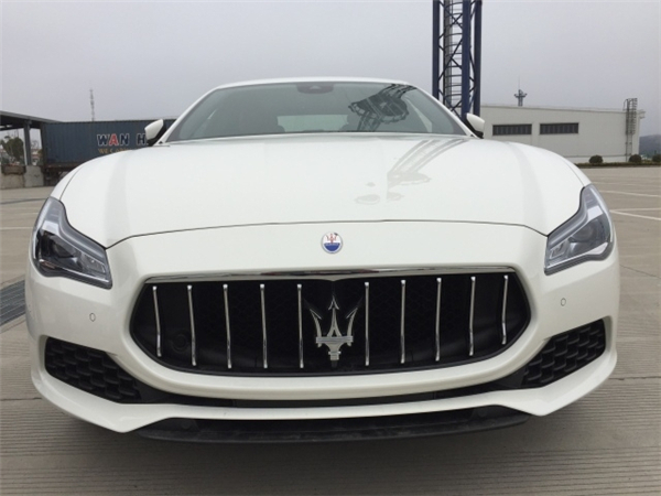 玛莎拉蒂总裁销售电话：13389982878刘经理