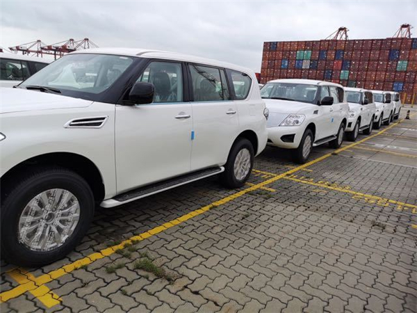 日产途乐销售电话：13389982878刘经理