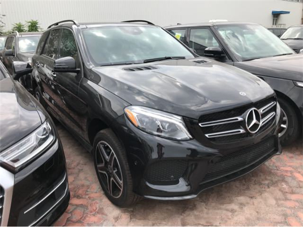 奔驰GLE400销售电话：13389982878刘经理