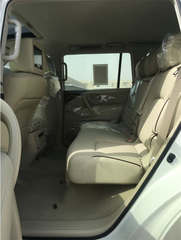 日产途乐5.6L销售电话:13389982878刘经理 369217db91bc662d.jpg