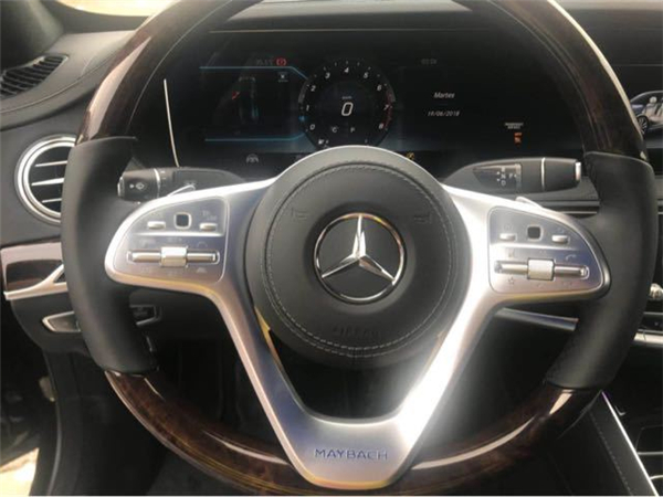 迈巴赫S650销售电话：13389982878刘经理