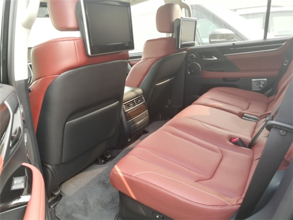 雷克萨斯LX570销售电话：13389982878刘经理