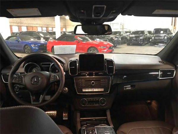 奔驰GLE400销售电话:13389982878刘经理 奔驰GLE400销售电话:13389982878刘经理