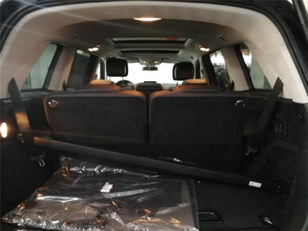 奔驰GLS450销售电话：13389982878刘经理