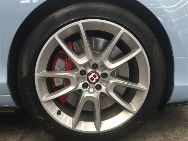 宾利欧陆GT销售电话：13389982878刘经理