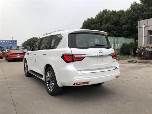 英菲尼迪QX80销售电话：13389982878刘经理