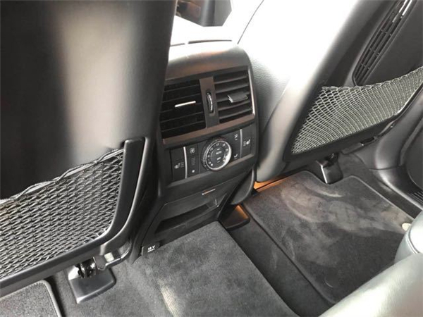 奔驰GLS450销售电话：13389982878刘经理