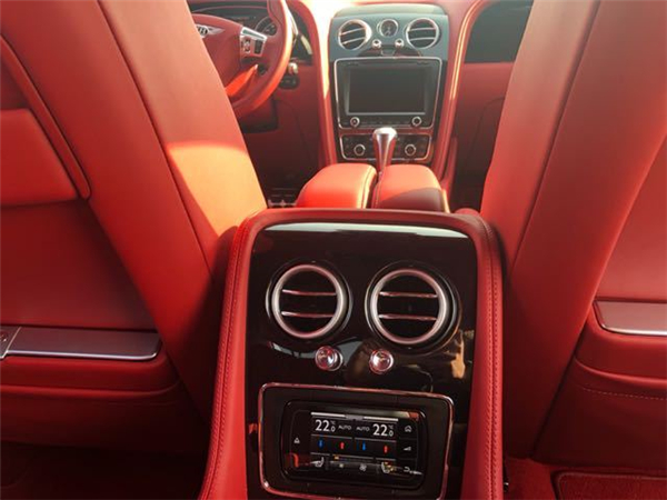 宾利飞驰销售电话：13389982878刘经理