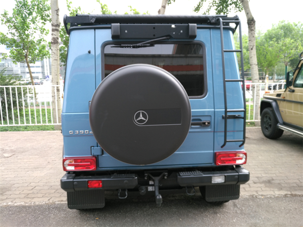 奔驰G350d销售电话：13389982878刘经理