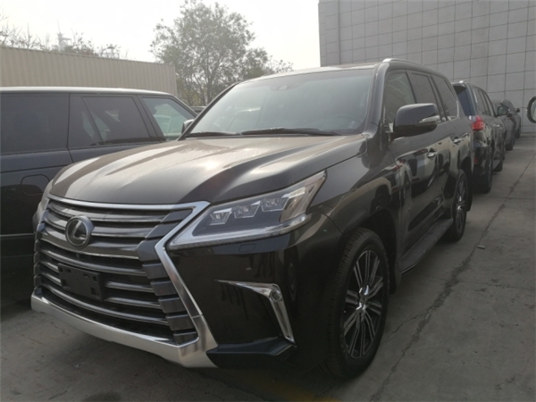 雷克萨斯LX570销售电话：13389982878刘经理