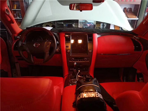 日产途乐销售电话：13389982878刘经理