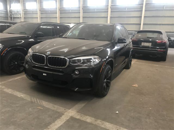 宝马X5销售电话：13389982878刘经理