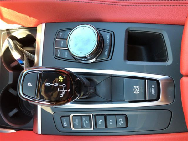 2018款宝马X6 7×24H销售热线:133-8998-2878刘经理(同微信) 2018款宝马X6 7×24H销售热线:133-8998-2878刘经理(同微信)