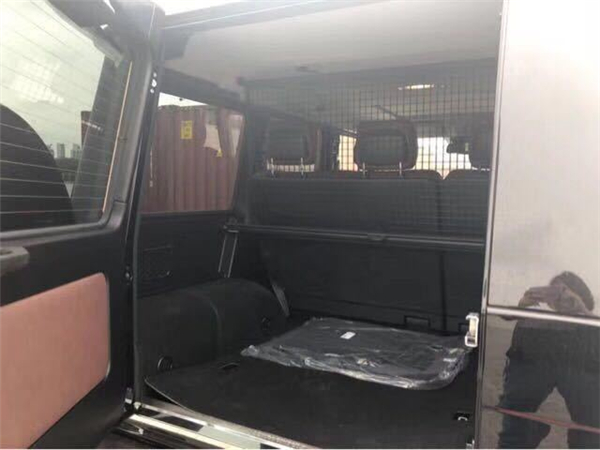 奔驰G350销售电话:13389982878刘经理 奔驰G350销售电话:13389982878刘经理