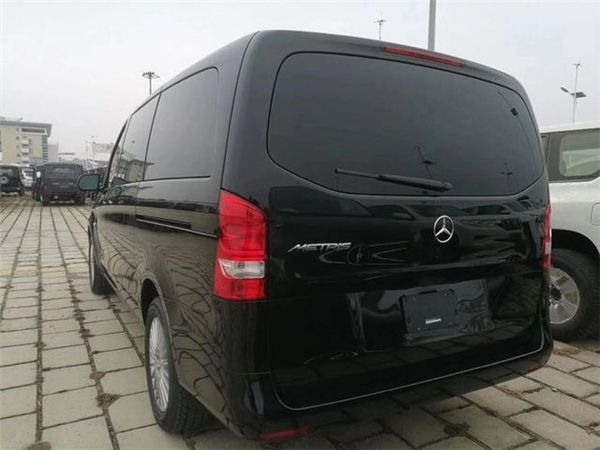 19款奔驰Metris销售电话:13389982878刘经理 19款奔驰Metris销售电话:13389982878刘经理