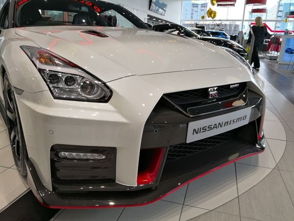 日产GTR nismo销售电话：13389982878刘经理