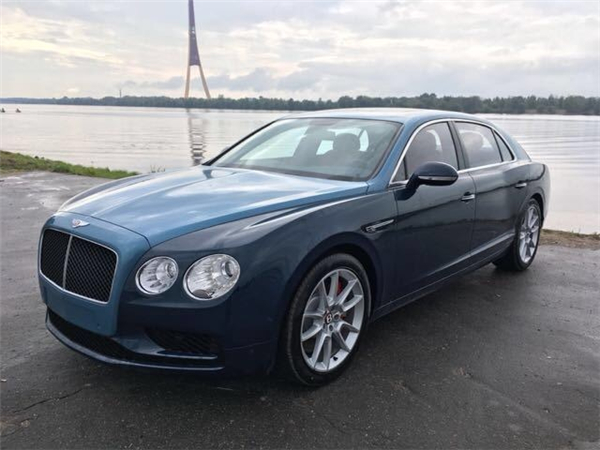 宾利飞驰销售电话：13389982878刘经理