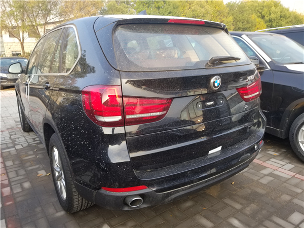 宝马X5销售电话：13389982878刘经理