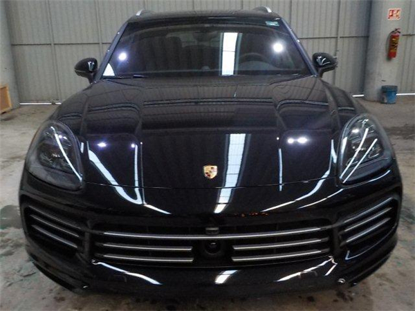 保时捷卡宴销售电话：13389982878刘经理